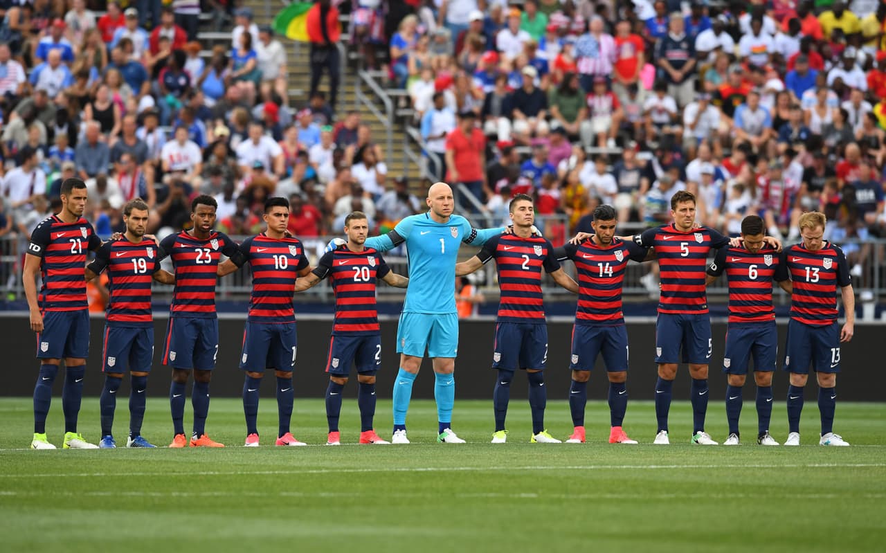 Hubo un minuto de silencio en memoria de la leyenda estadounidense Tony DiCicco.