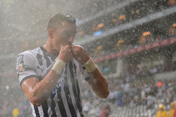 Monterrey rompe sequía de victorias tras cuatro jornadas y vence 2-0 a Tijuana para colocarse momentáneamente en cuarto lugar de la tabla general con 20 puntos.