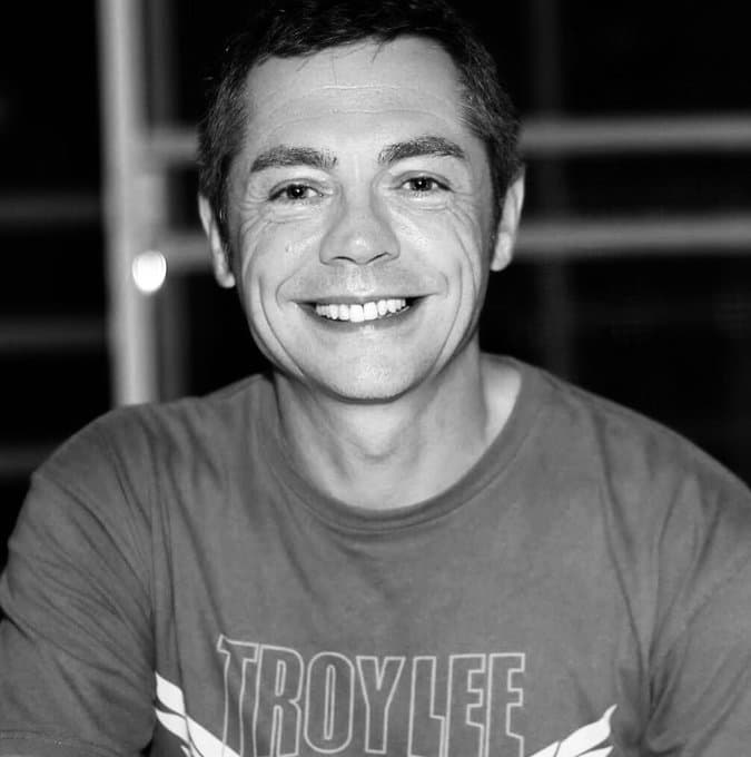 Tragedia en año nuevo: muere exmiembro de Suzuki