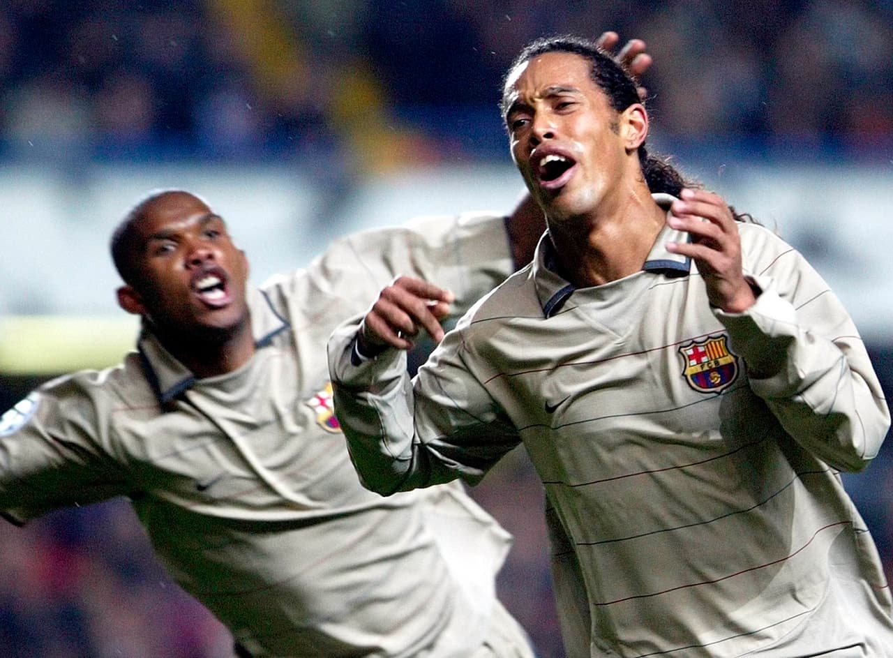 Ronaldinho (Barcelona) vs Chelsea – 2005 | France Football se acordó del astro brasileño y su tremenda anotación ante el Chelsea para intentar una remontada que nunca existió. Sin embargo, la jugada repleta de amagues y con un tremendo golpeo quedará por siempre en nuestro recuerdo.