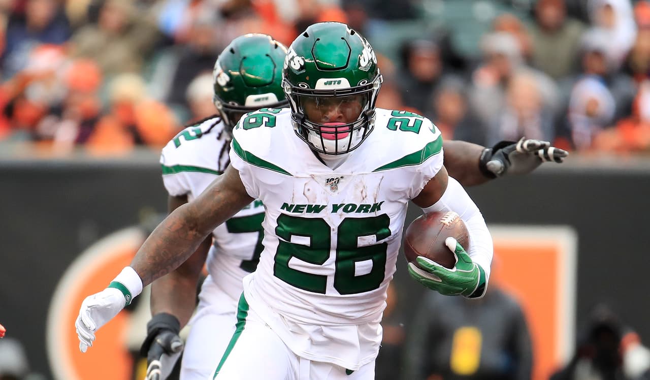 Jets no castigarán a Le'Veon Bell por jugar bolos