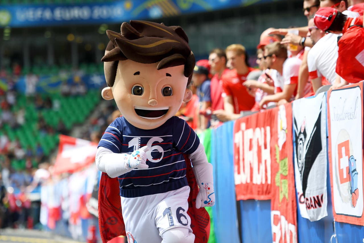 'Super Víctor' emocionando a la afición.