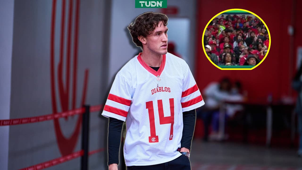 Marcel Ruiz recibe ovación de la afición de Toluca en juego ante Atlas