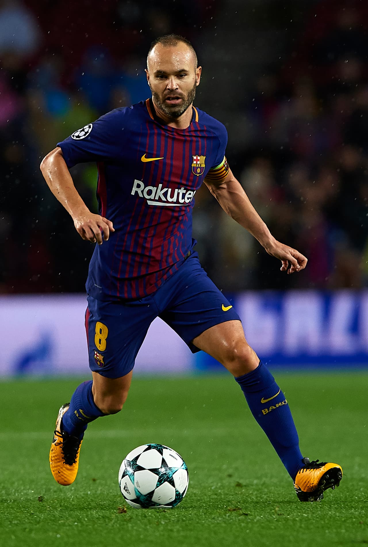 BARCELONA, SPAIN - OCTOBER 18: Andres Iniesta of Barcelona runs with the ball during the UEFA Champions League group D match between FC Barcelona and Olympiakos Piraeus at Camp Nou on October 18, 2017 in Barcelona, Spain. (Photo by Manuel Queimadelos Alonso/Getty Images)