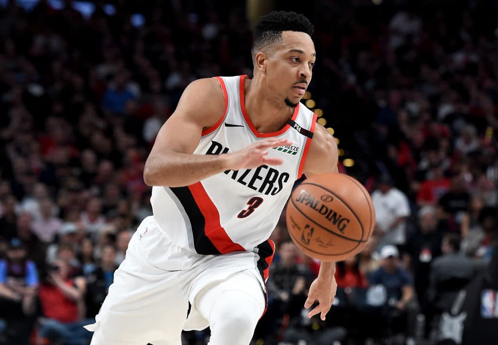 <b>3) CJ McCollum</b>. La gran figura de los Portland Trail Blazers en el Juego 7 de la serie de segunda ronda ante los Denver Nuggets con su actuación de 37 puntos. SU calidad no está en duda y es el co-líder de los Blazers con 25.6 puntos en promedio por partido en Playoffs, poco más de cinco por encima de lo que aportó en la campaña regular. Está en su mejor momento el gran CJ.