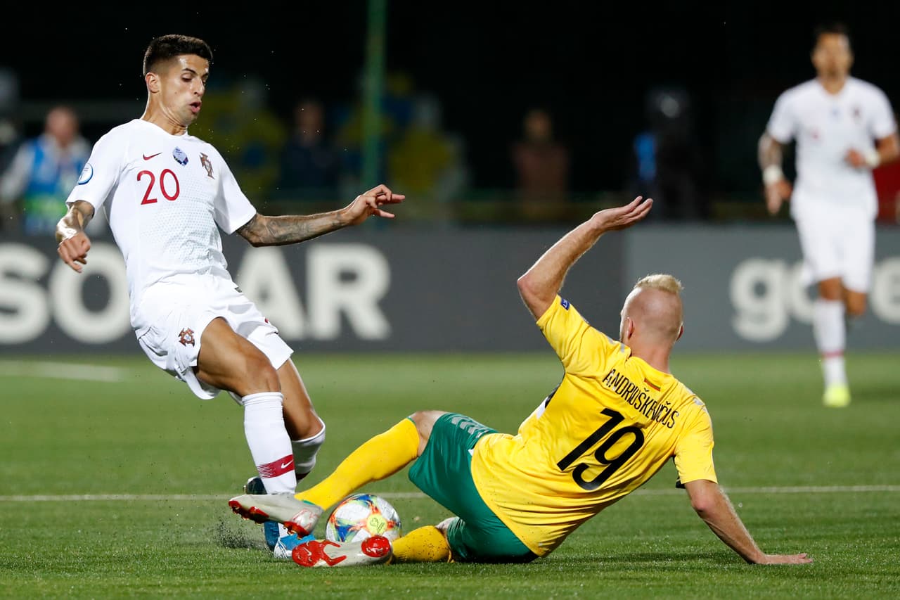 Lituania 1-5 Portugal
