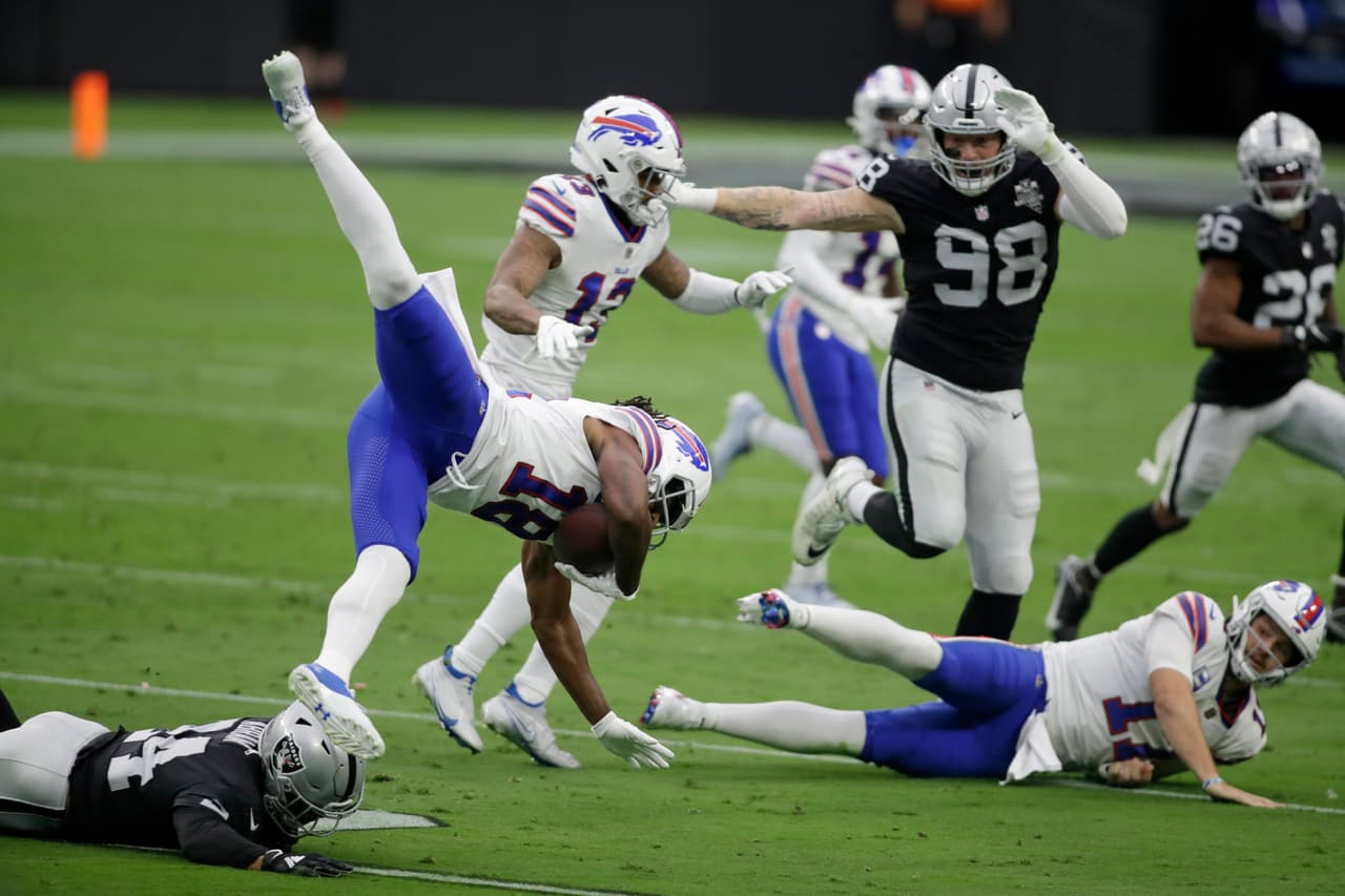 Búfalo alarga su invicto y vencen 30-23 a Las vegas Raiders.