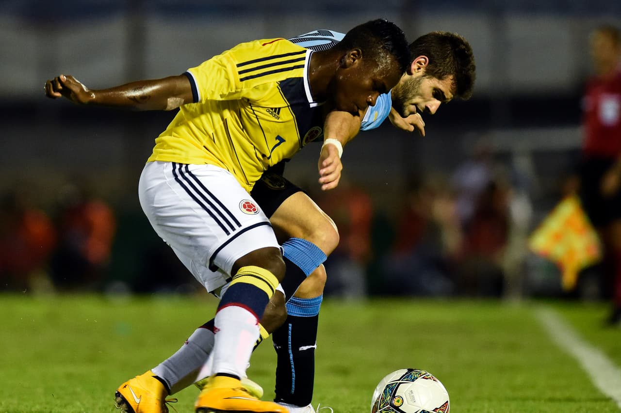 Quiñones hizo parte de la selección Sub-20 de Colombia en 2015, un camino en juveniles que también hizo Quintero. La estatura y estilo encarador de Deiner lo asemeja a Darwin.