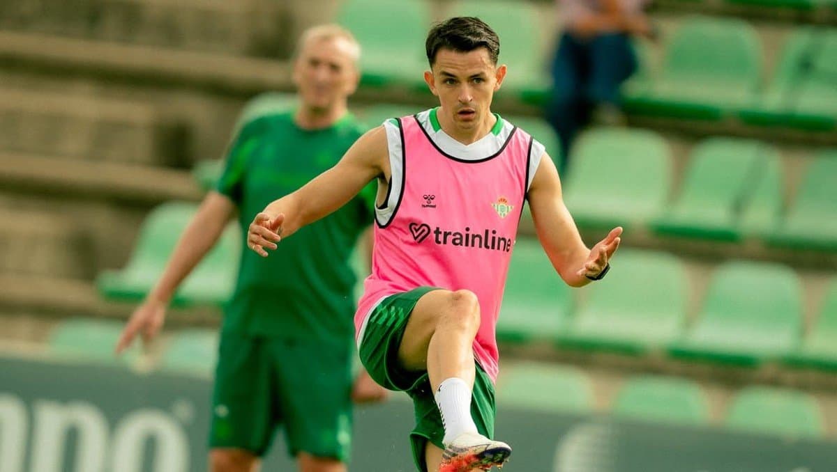Álvaro Fidalgo tiene la decisión en sus manos para dejar al Betis