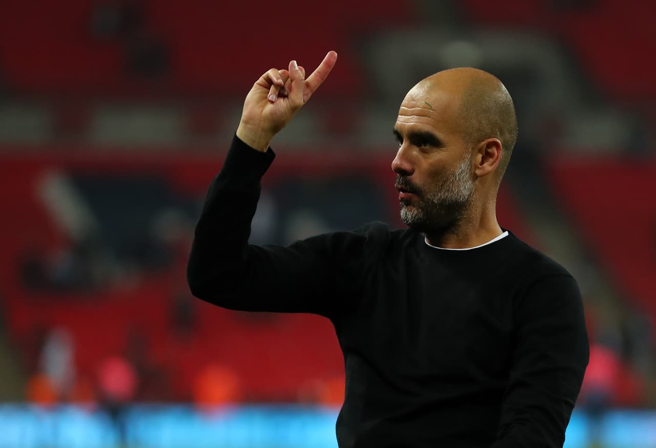Los rumores no comenzaron ahora, sino que vienen desde el invierno. El propio Pep Guardiola confirmó que al excéntrico mediocampista lo ofrecieron al Manchester City hace unos meses.