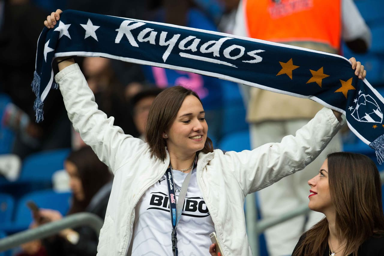 El colorido de la afición en la Jornada 11