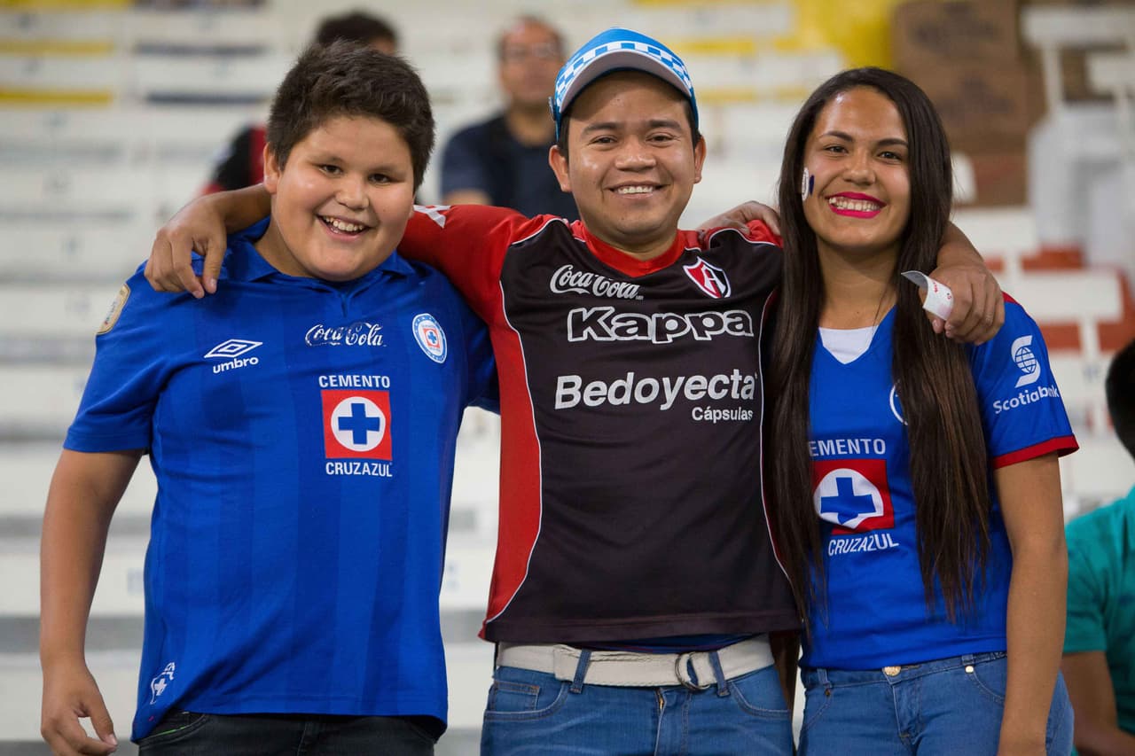 El colorido de la afición en la Jornada 11