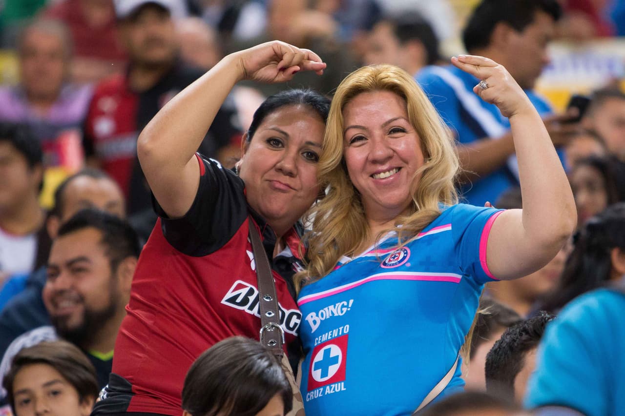 El colorido de la afición en la Jornada 11