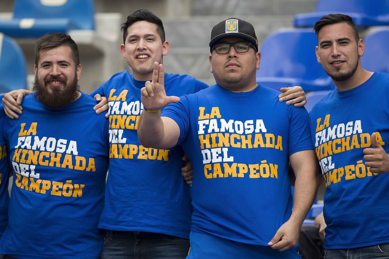 El colorido de la afición en la Jornada 11