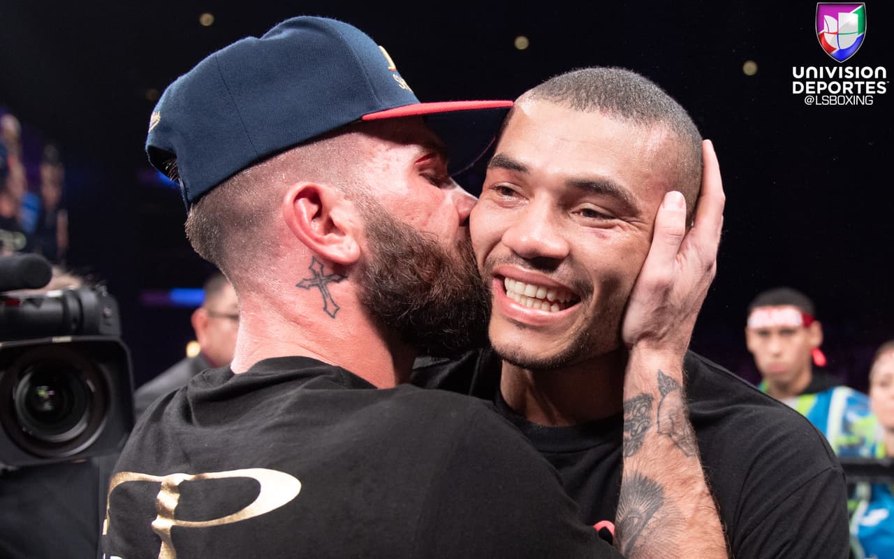 En una pelea emocionante, Caleb Plant logró despojar a José Uzcátegui de su cetro supermedio de la FIB en Los Ángeles tras noquear en dos ocasiones al entonces campeón venezolano.
