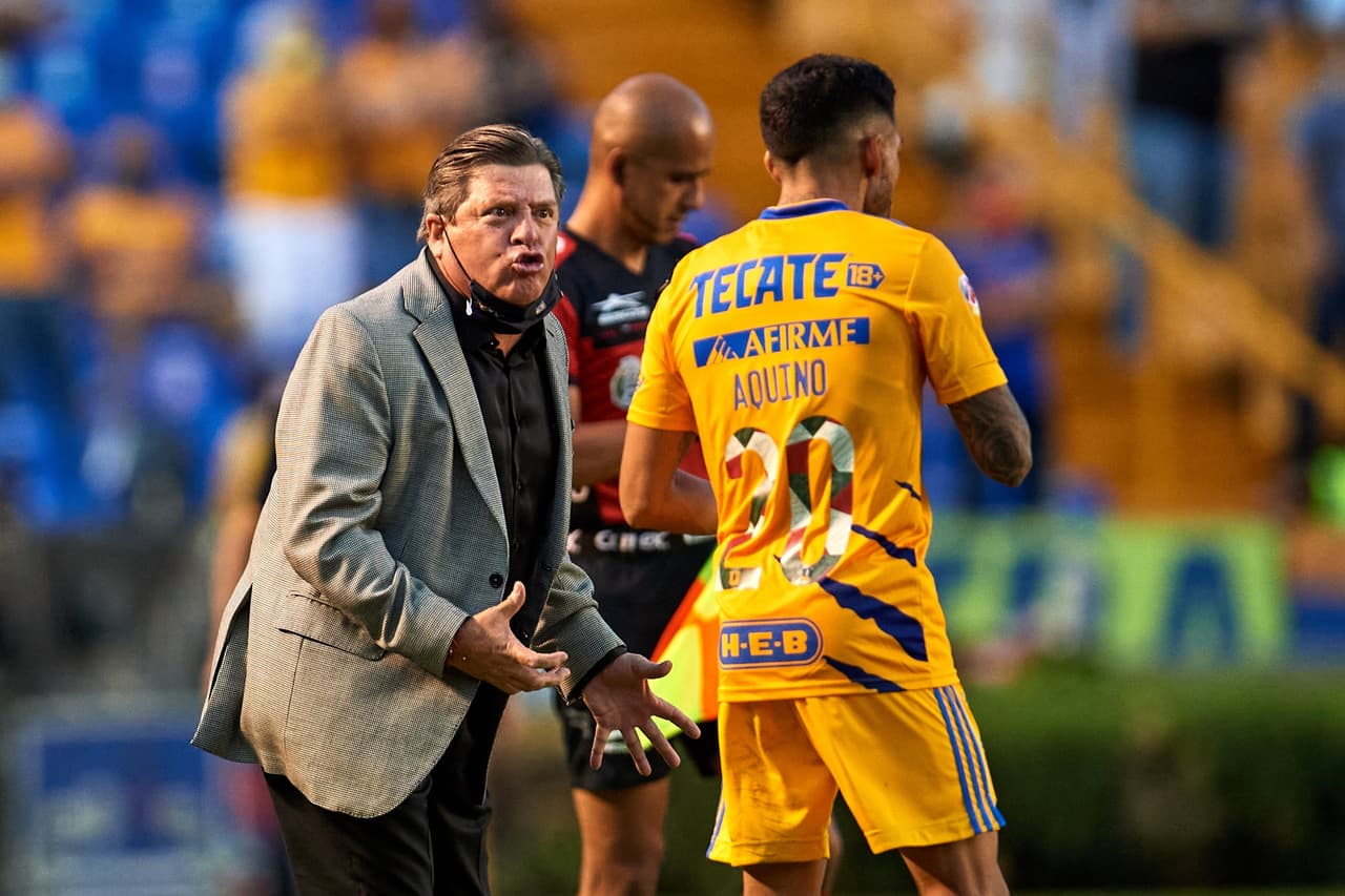 Miguel Herrera considera que las distracciones sentencian a Tigres