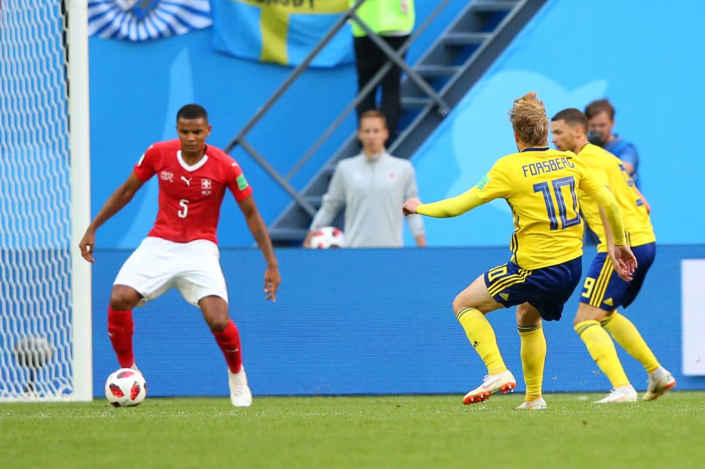 Fue entonces cuando un remate de Emil Forsberg se desvió en Manuel Akanji al minuto 21 del segundo tiempo.