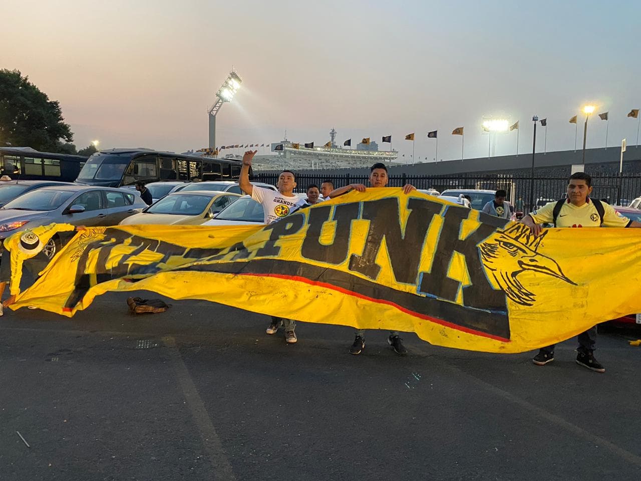 Las autoridades están listas para contener a las porras más bravas del fútbol mexicano.