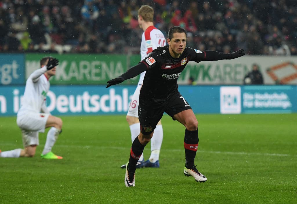 'Chicharito' tuvo su mejor paso como profesional en Bayer Leverkusen con un promedio de anotación de 0,51 goles por juego, tras anotar 28 tantos en 54 partidos.
