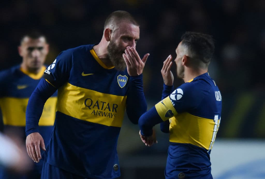 En Carlos Tévez encontró un soporte que lo adentró en lo que es Boca Juniors.