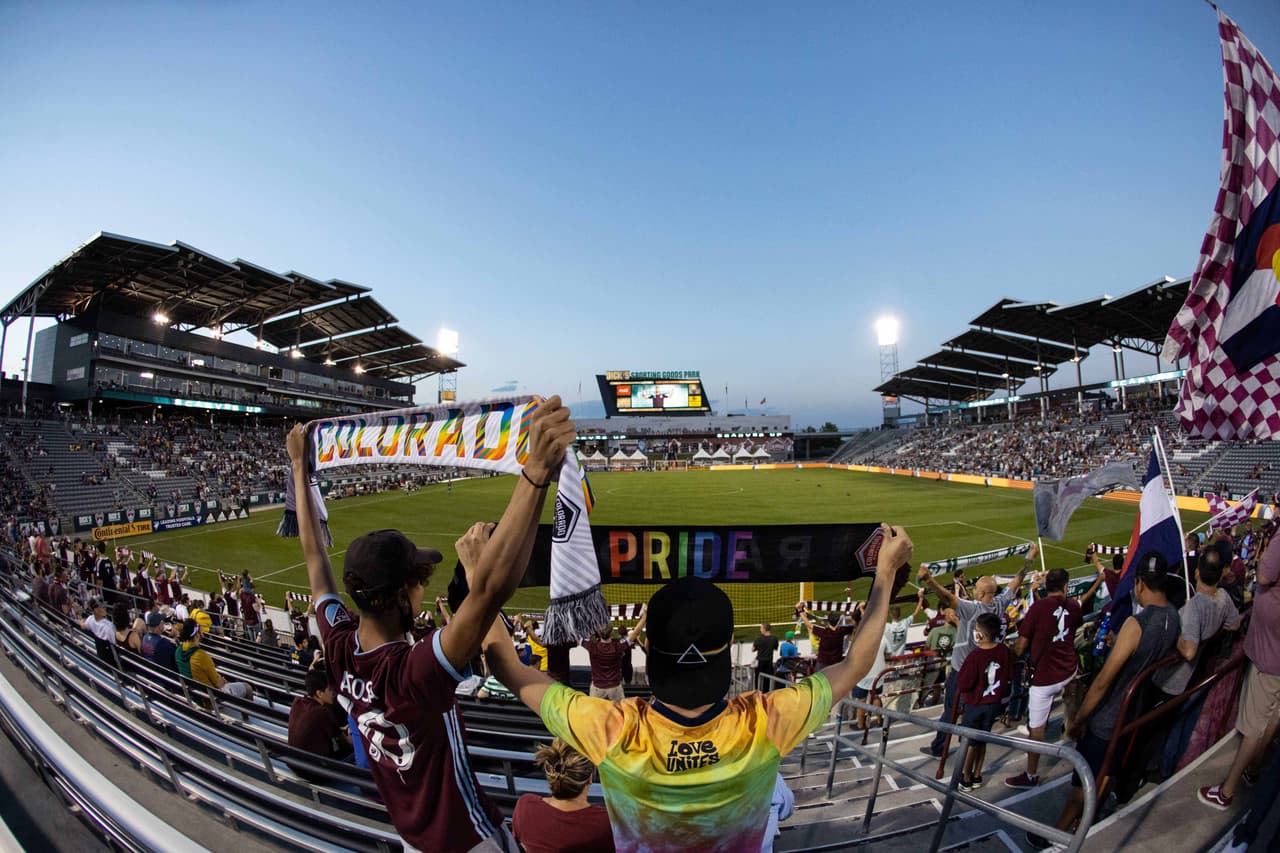 El encuentro que cerró el fin de semana se jugó en el Dick's Sporting Goods Park.