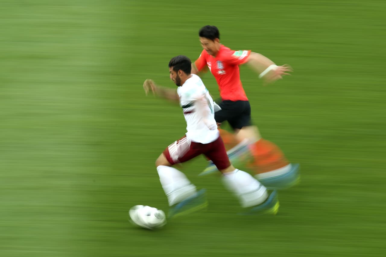 Junto a Andrés Guardado, Vela manejó los hilos del equipo y llevó al frente al Tri con su buena conducción y velocidad.