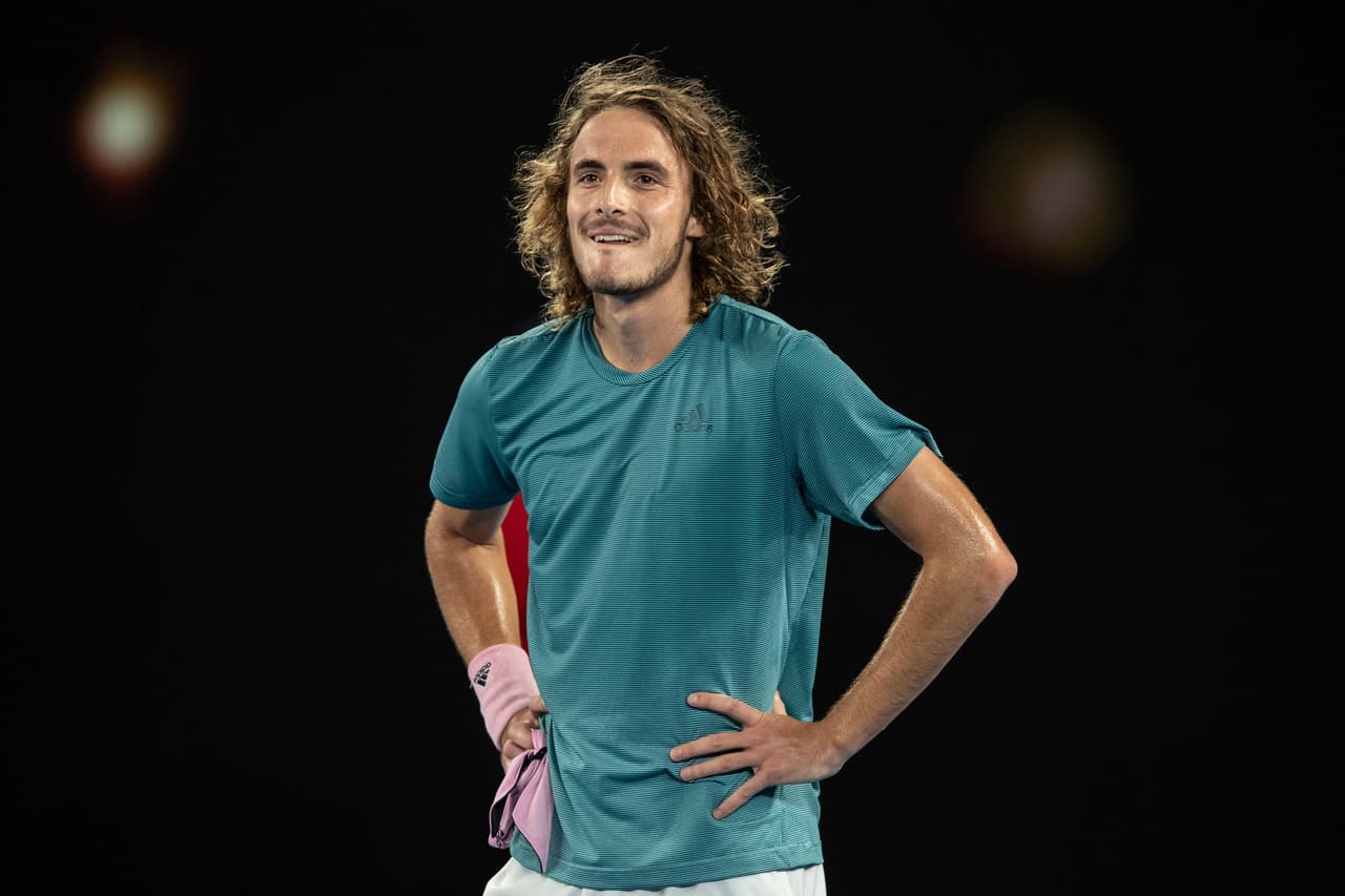 El griego Stefanos Tsitsipas se convierte en una revelación en el Abierto de Australia, donde despachó al suizo Roger Federer en un partido intenso y en llamado al cambio generacional.