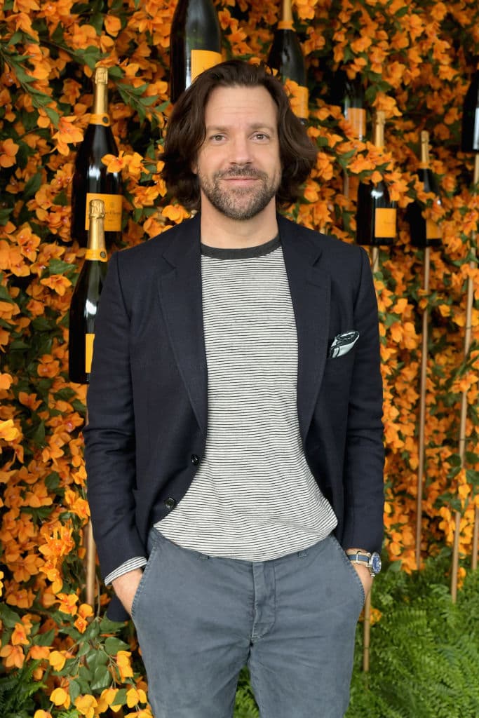 Cuando su entorno les sugiere que ambos debería salir con alguien más antes de pasar el resto de su vida con una sola persona, Anna y Will deciden tener una relación abierta y acostarse con otras personas antes de dar el paso de estar juntos para siempre.
<br>