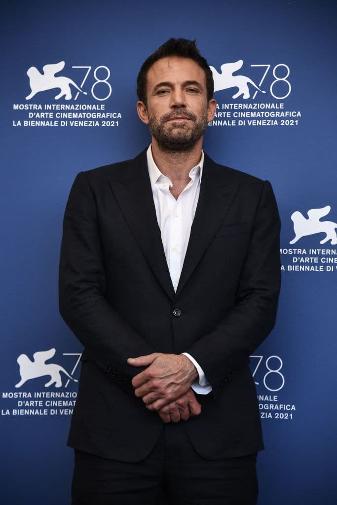 Mejor actor de reparto en una película | Ben Affleck, “The Tender Bar”, Jamie Dornan, “Belfast”, Ciarán Hinds, “Belfast”, Troy Kotsur, “CODA” y Kodi Smit-McPhee, “The Power of the Dog”.