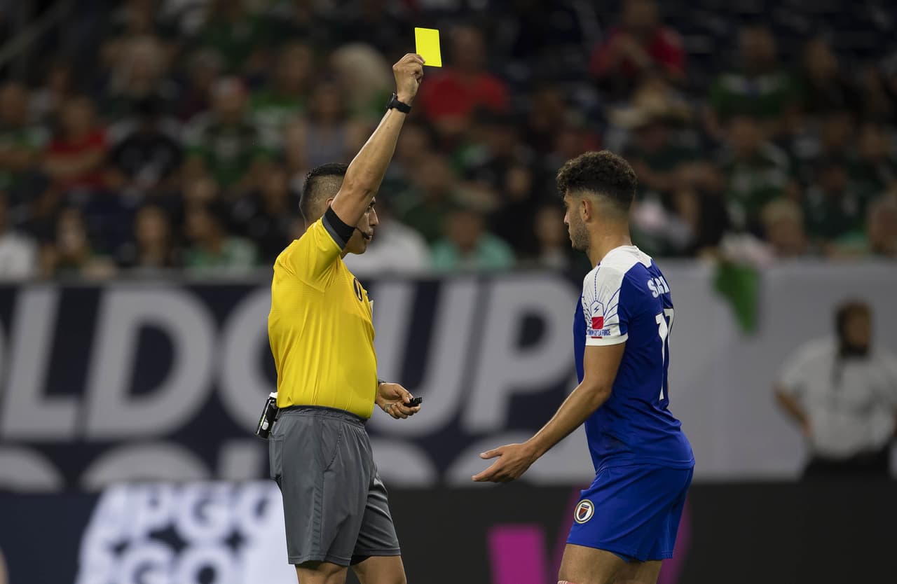 Si bien la experiencia de ambos dista mucho y tienen diferentes edades (Vela además es mayor por 4 años), el parecido relució para algunos durante el torneo.