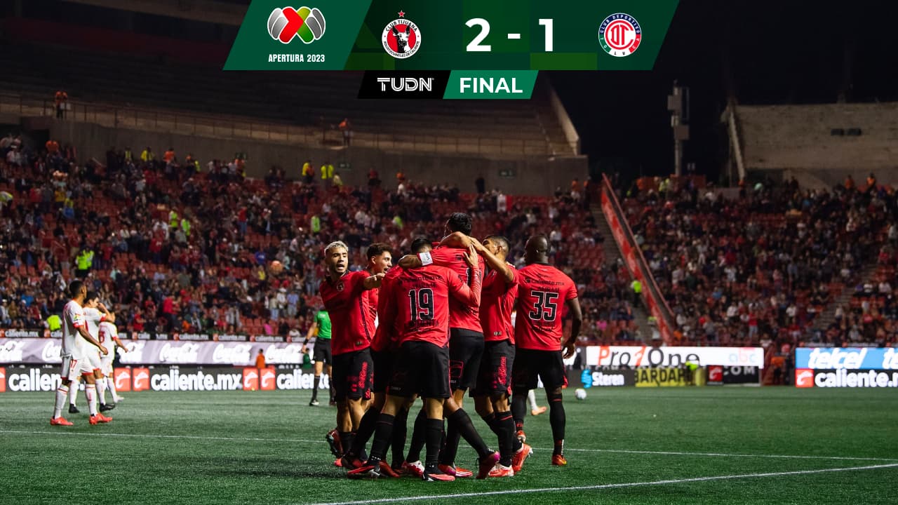 Tijuana sale del fondo con victoria ante Toluca en la Jornada 8