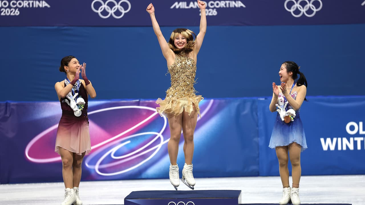 Regreso de ensueño: Alysa Liu se lleva el oro en el patinaje artístico individual