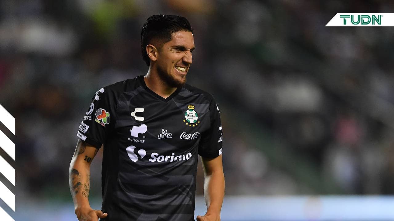 Diego Valdés, deja a la selección de Chile por lesión