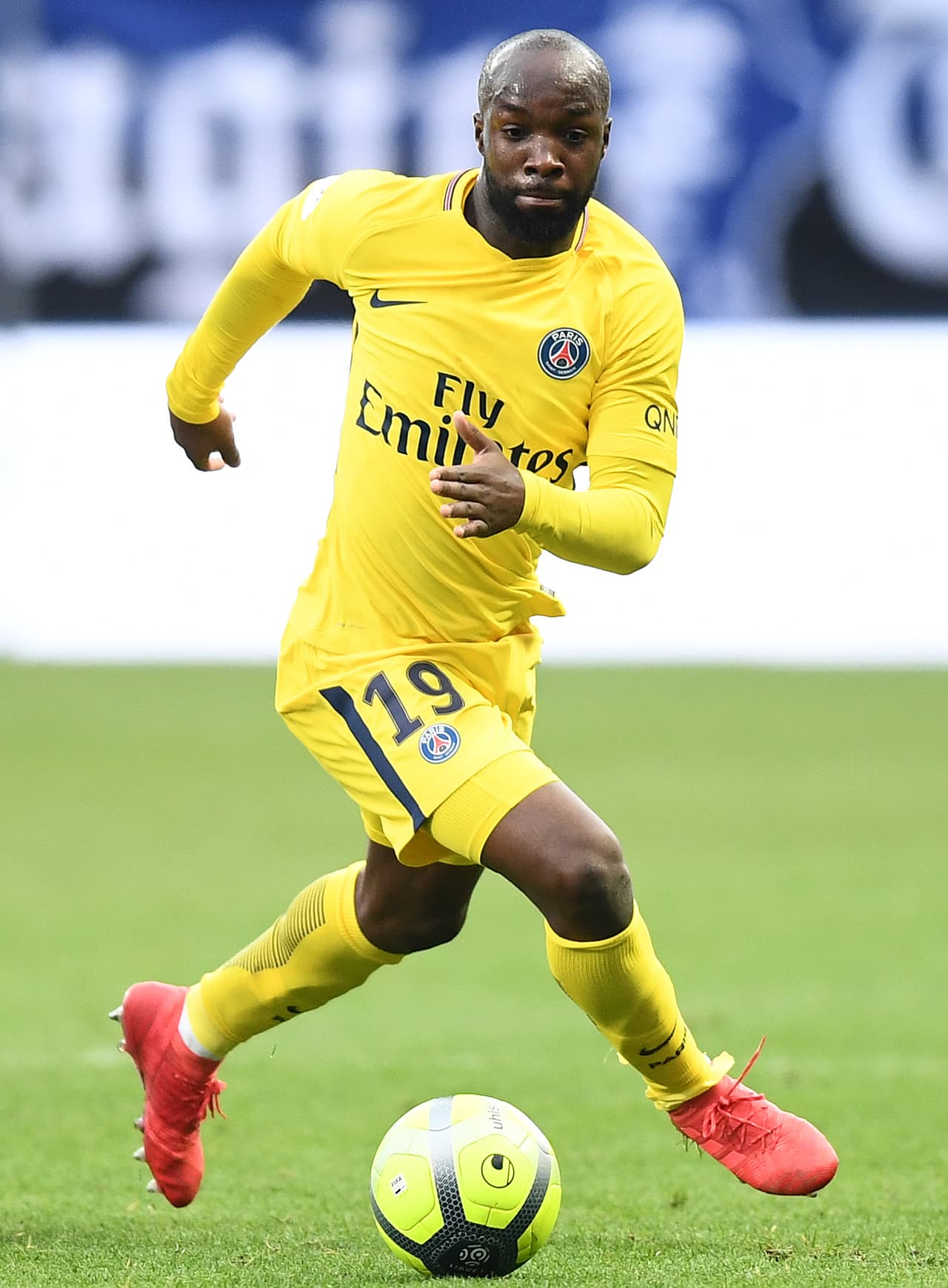 Arribó al club parisino en el último mercado de piernas después de una aventura en Medio Oriente.