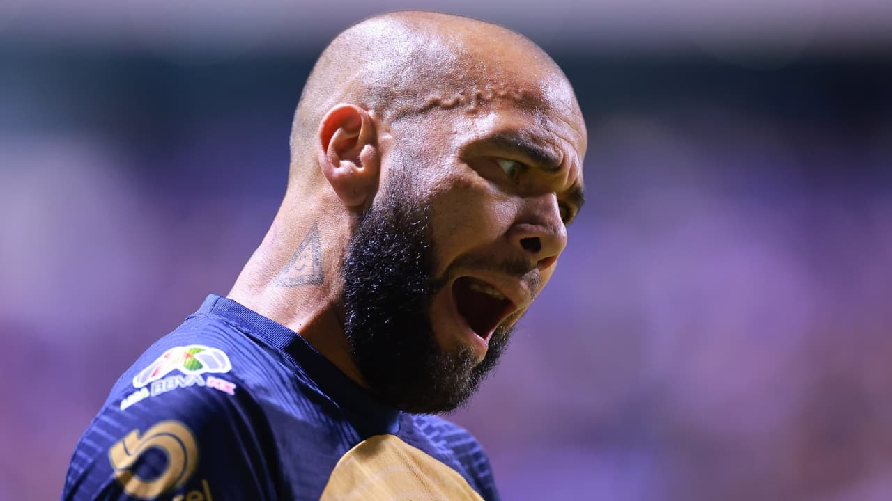 Adiós torneo y ¿Mundial? Dani Alves es baja con Pumas para la Fecha 17