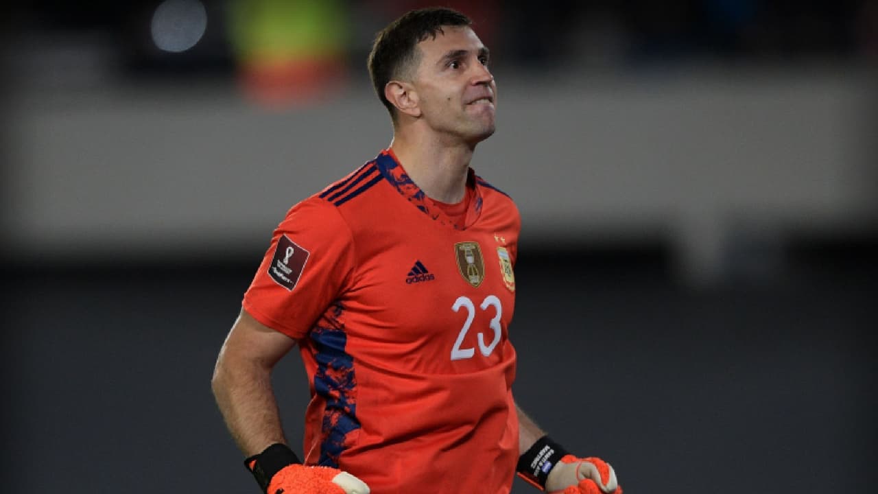 'Dibu' Martínez se disculpa y dice que el Tri será muy difícil