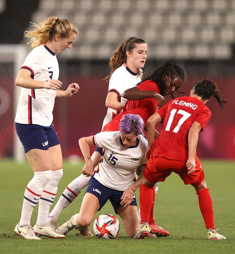 El Team USA fueron sorprendidas por Canadá, el equipo vecino quien, con un penal cobrado por Jessie Fleming al minuto 74, lograron imponerse y sellar su pase a la Final de los Juegos Olímpicos de Tokyo 2020, mientras que el equipo de las ‘barras y las estrellas’ jugará por la de bronce.