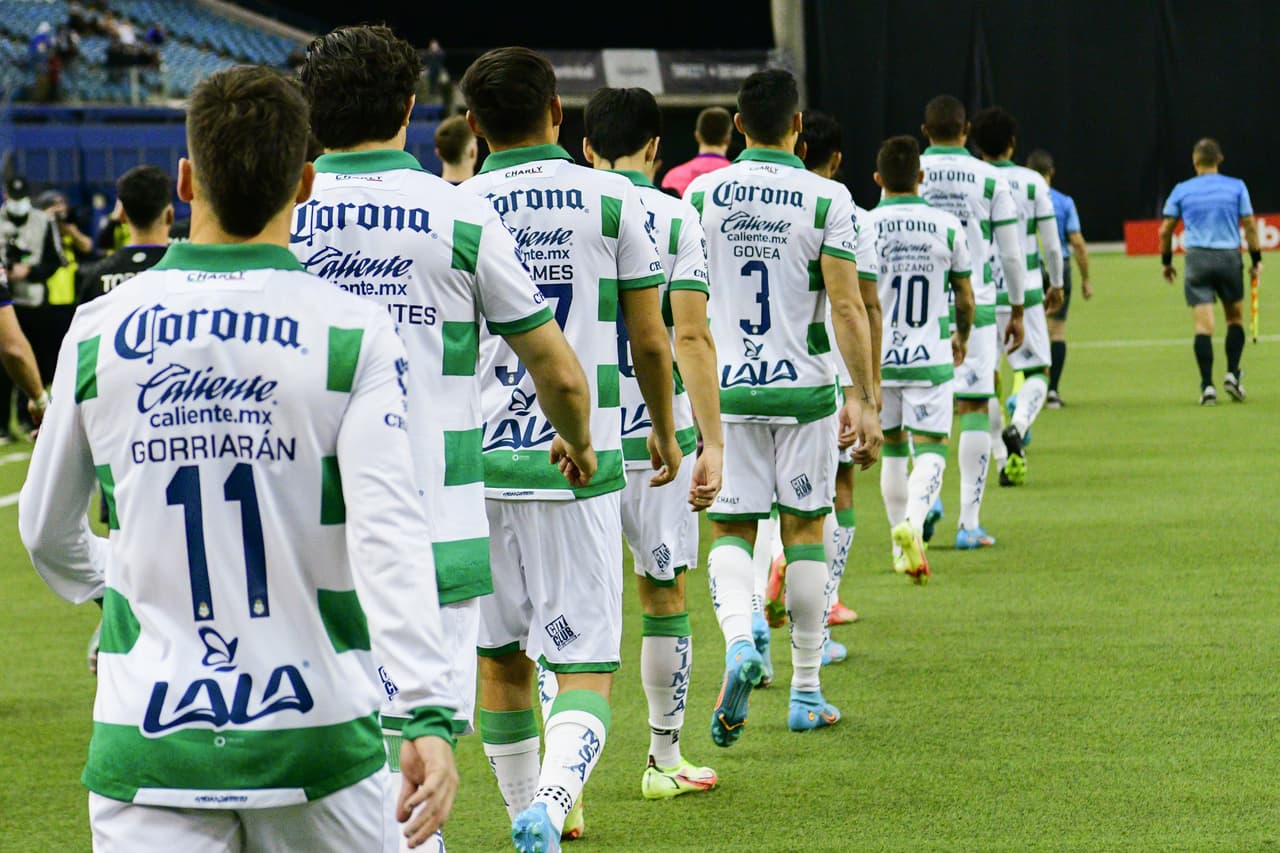 Santos anuncia dos positivos a Covid-19 para visitar a Cruz Azul