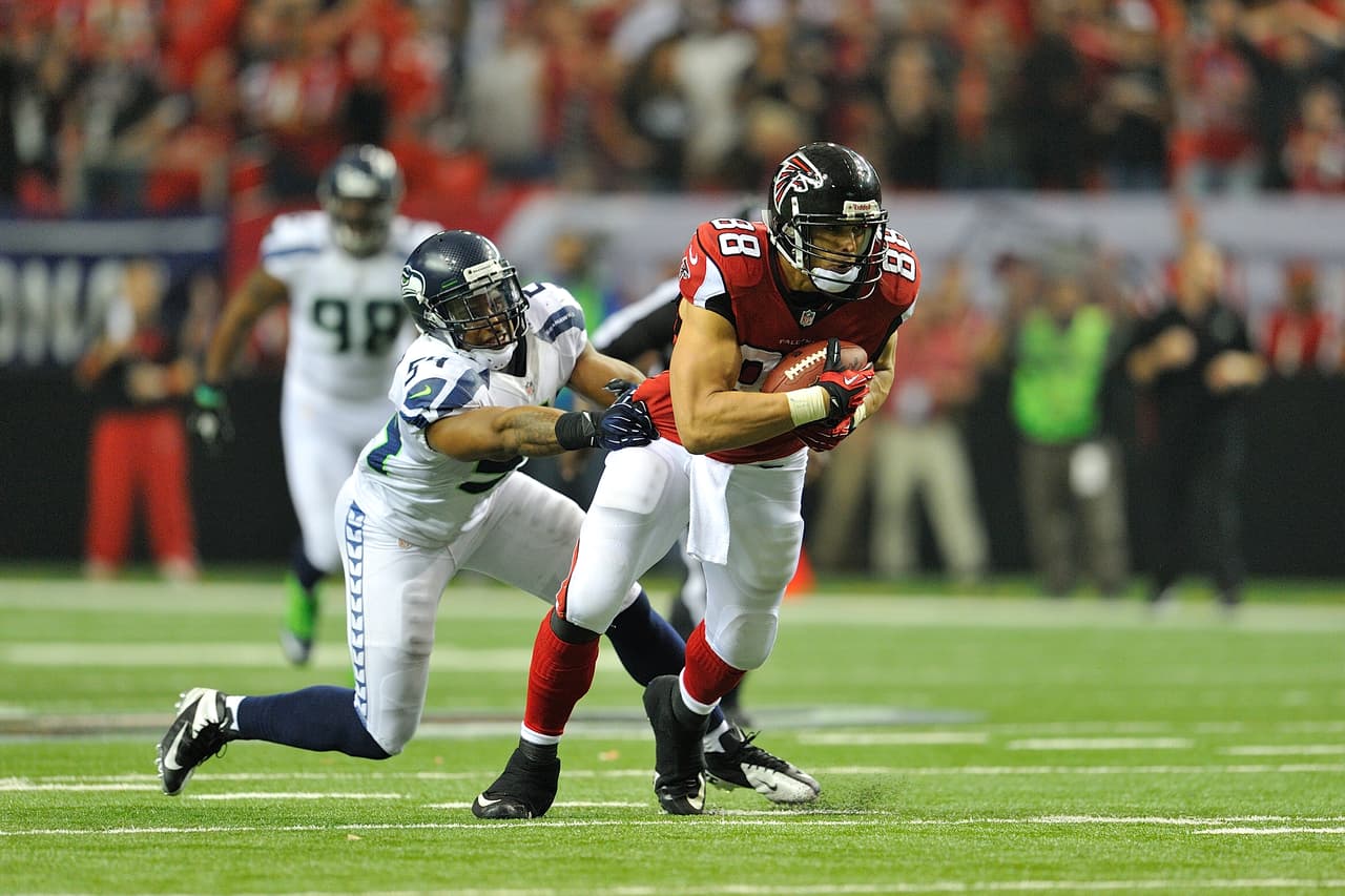 15.- Atlanta Falcons - 13 de enero del 2013 (30-28 vs. Seattle Seahawks) (Playoffs Divisionales) - Los Falcons desperdiciaron una ventaja de 20-0 al descanso, pero tras ir abajo 28-27, Matt Ryan milagrosamente en 12 segundos puso la escena para el gol de campo de 49 yardas de Matt Bryant para que Tony González por fin disfrutara de su primera victoria en playoff.