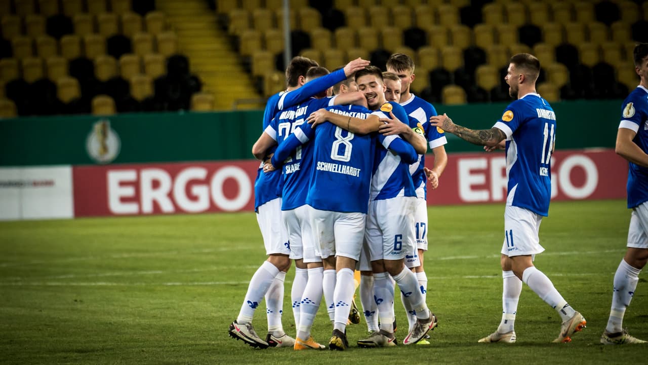 Dynamo Dresden cayó en casa 0-3 ante Darmstadt.