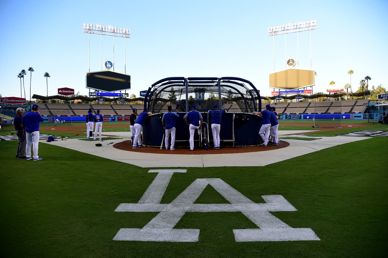 El Dodger Stadium fue testigo de cómo se vive el ambiente previo al primer partido de la Serie Mundial y cómo lo sienten sus protagonistas en la definición de la MLB.