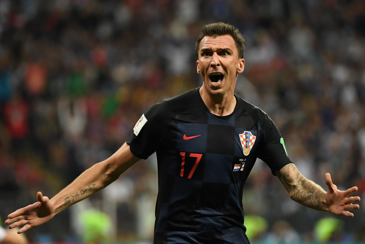 Otro que podría verse afectado por la llegada de CR7 a Turín es el croata Mario Mandzukic. El delantero está en la mira del Borussia Dortmund.