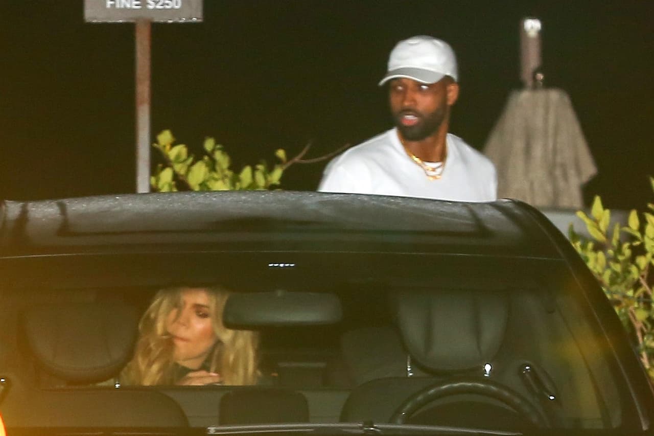 TMZ aseguró que una fuente relacionada con el caso mostró al medio "evidencia de que se envió un correo electrónico el viernes (30 de abril) a una cuenta de correo electrónico que el equipo legal de Tristan creía que Chase usaba".
<br>