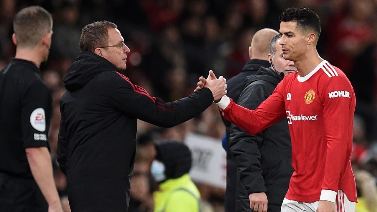 Manchester United busca técnico para Cristiano Ronaldo