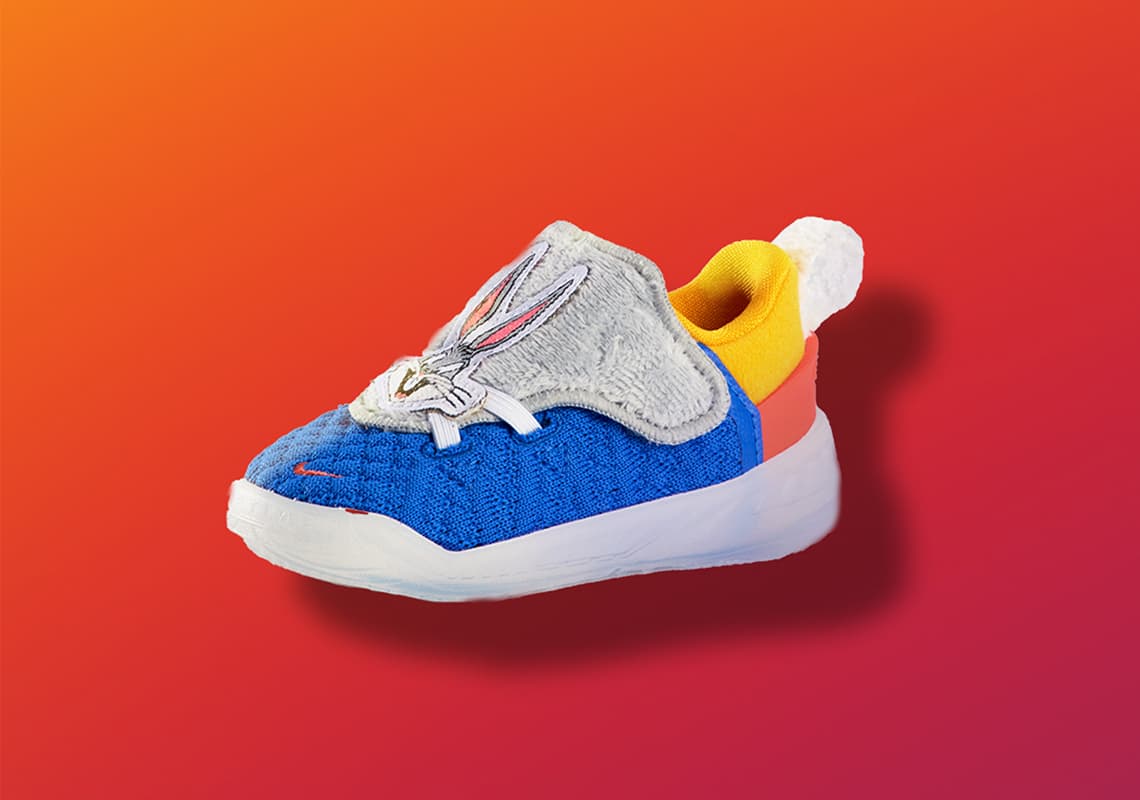 Un LeBron 18, entonces, se complementa con un guiño enfocado a Bugs Bunny.
