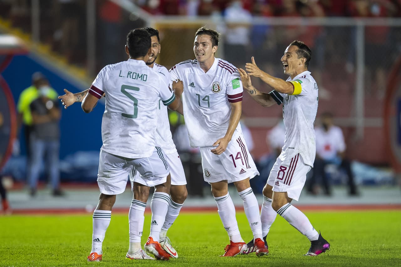 Con gol de Jesús 'Tecatito' Cornona al minuto 76, México evita la derrota y rescate un punto en el empate 1-1 frente a Panamá.