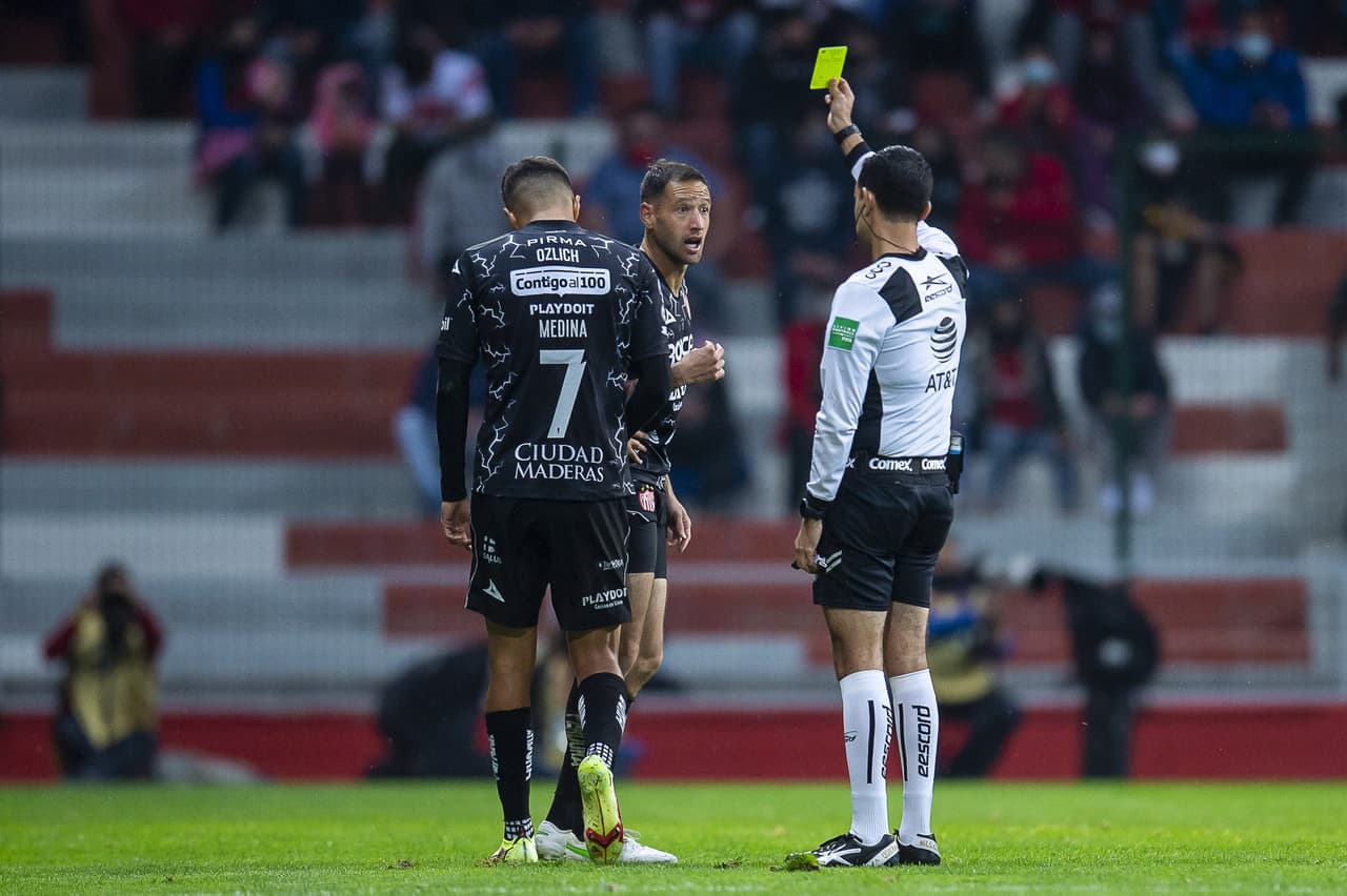 Alex Zendejas adelantó a Necaxa al minuto 52 y Toluca no se trada en reaccionar y empatan el encuentro al minuto 56.