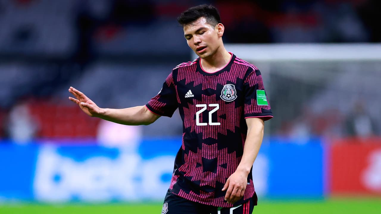 Chucky se somete a estudios médicos con el Tri antes de viajar a Italia