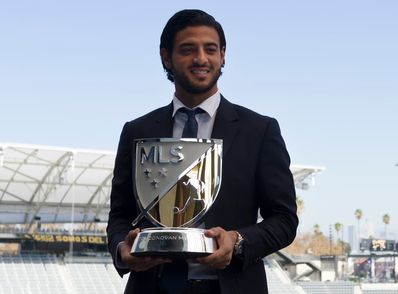 Carlos Vela celebra un récord individual y colectivo difícil de repetir en MLS