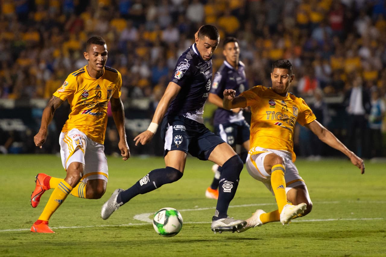 Rayados pisó el área de Tigres y generó varias opciones que no pudo convertir en el segundo tiempo.